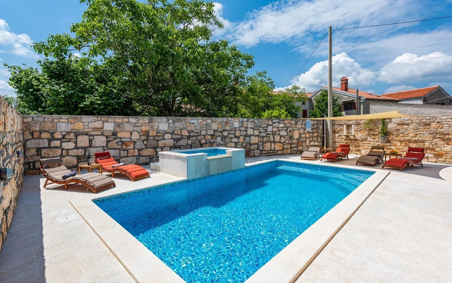 Rustic Stone Holiday House With Pool Marcana Holiday home