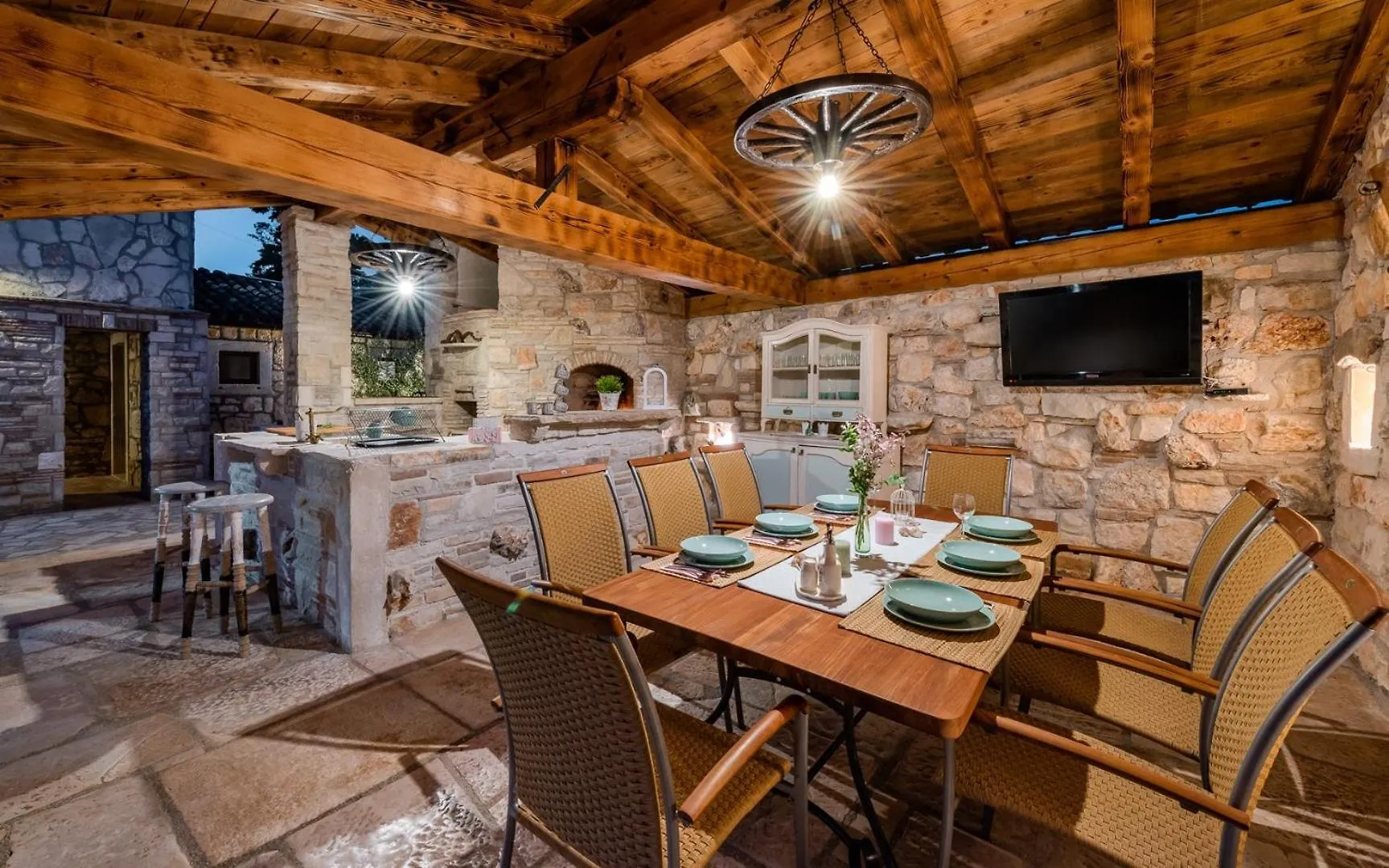 Rustic Stone Holiday House With Pool Marcana Holiday home
