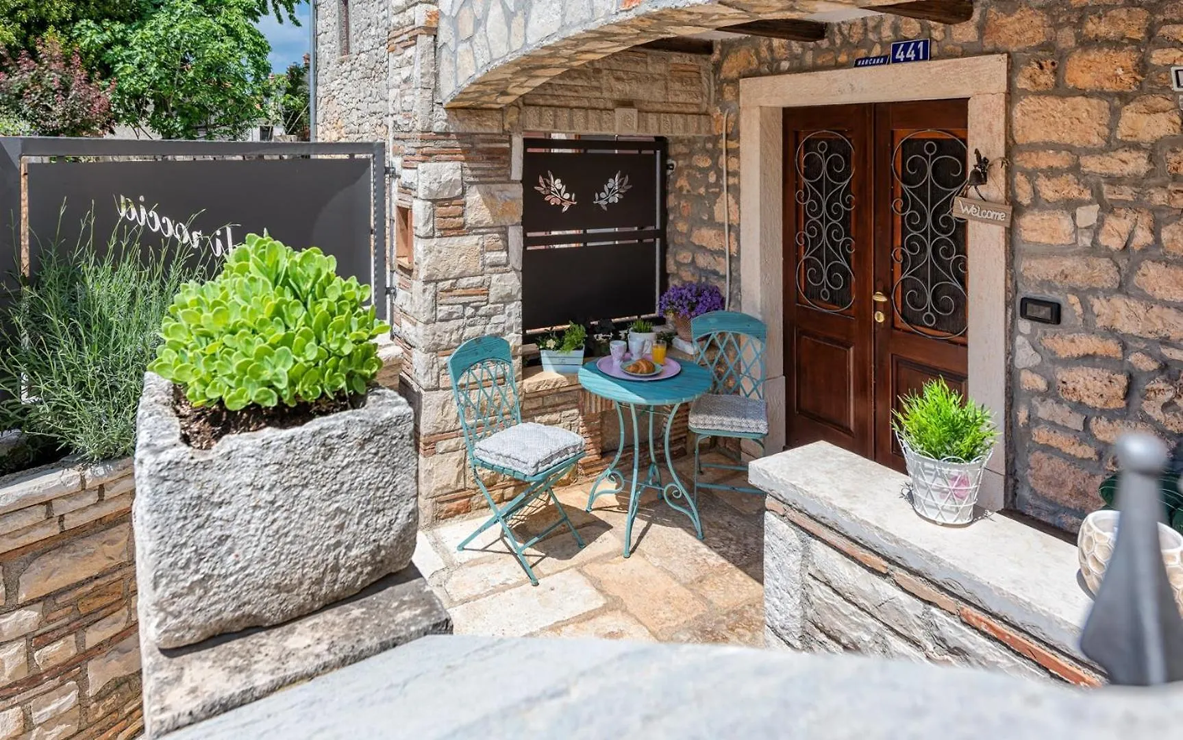 Holiday home Rustic Stone Holiday House With Pool Marcana Croatia